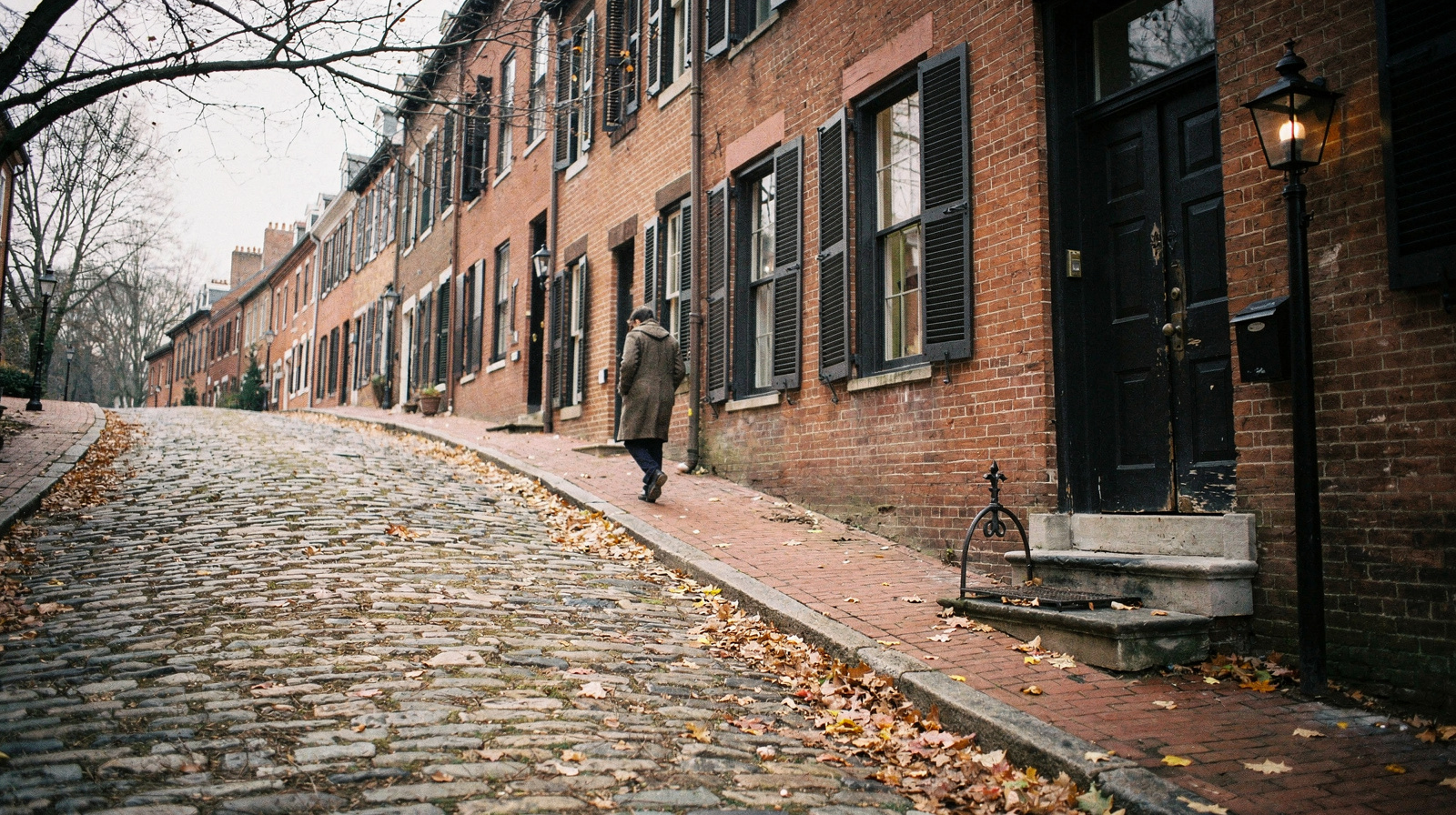 Beacon Hill: Acorn Street, the State House and a quiet walk through old Boston