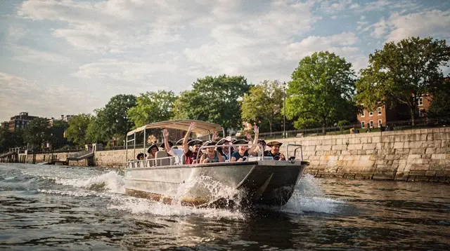 Boston duck tours: what the amphibious ride actually covers