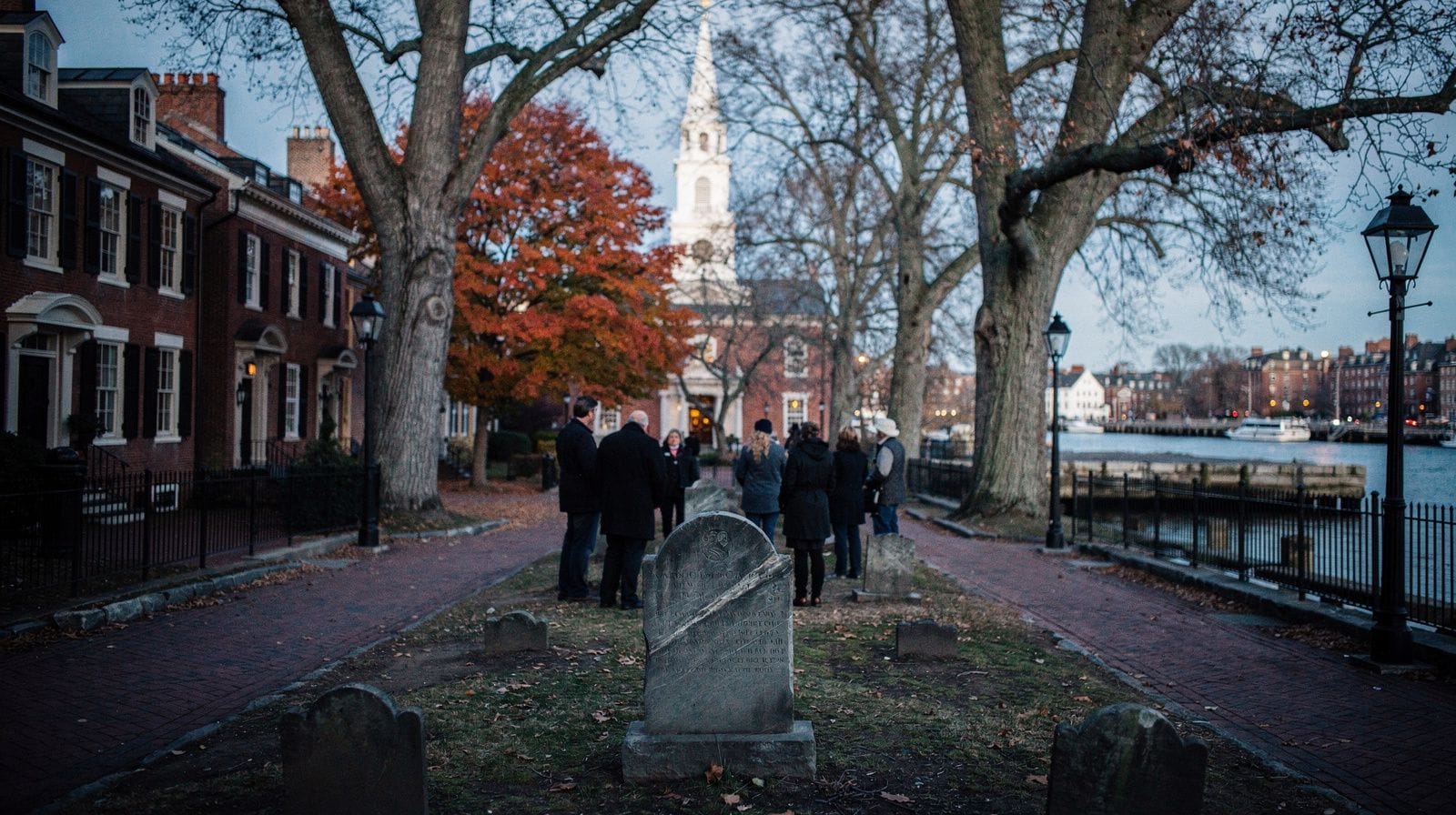 Visites de fantômes à Boston : légendes du centre-ville après la tombée de la nuit