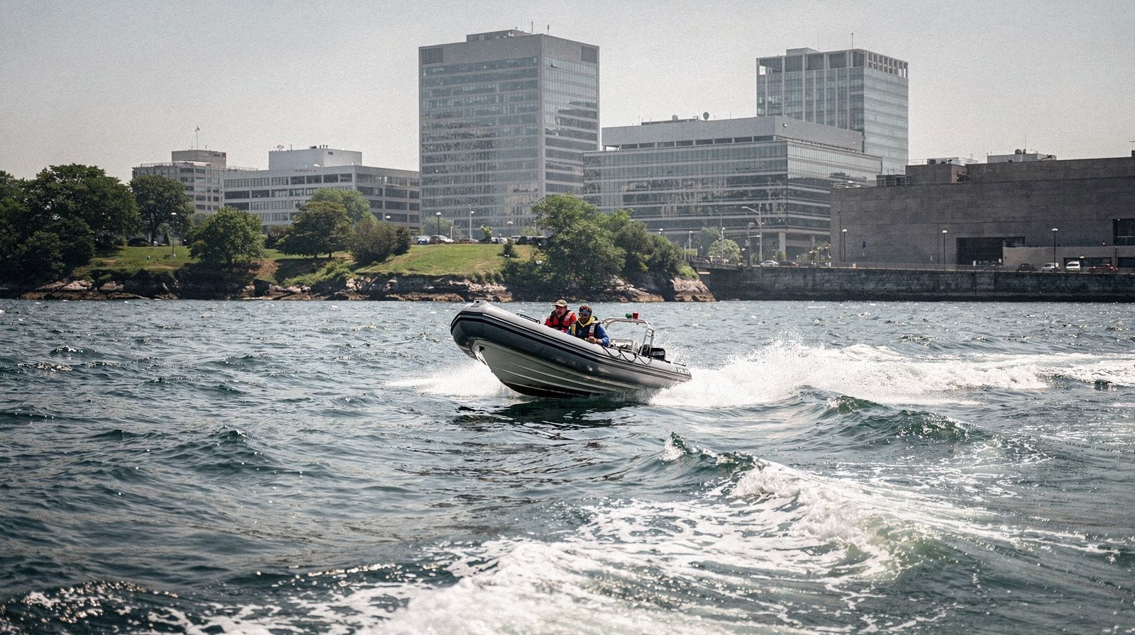 Balades en speedboat et jet-ski sur Boston Harbor