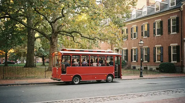 Boston hop-on hop-off bus and trolley: what it's actually for